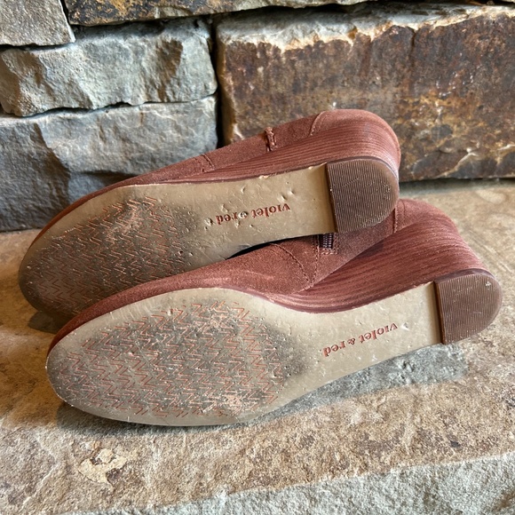 Red violet wedge booties - Picture 4 of 5